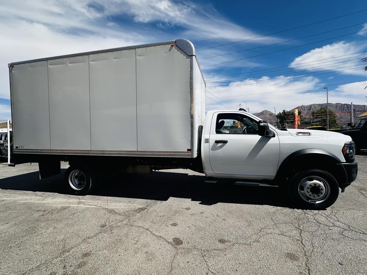 RAM 5500 Chassis Cab Tradesman 4x2 Reg Cab 120" CA 204.5" WB 2024