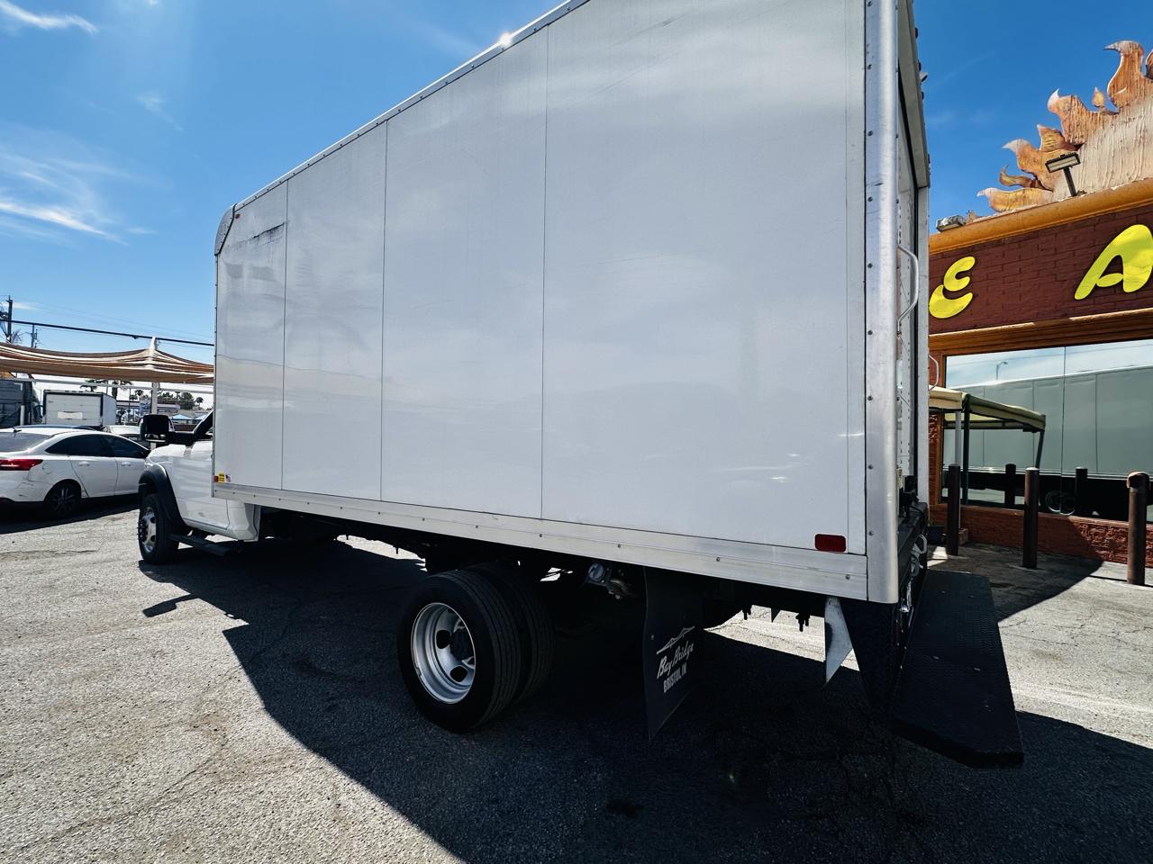 RAM 5500 Chassis Cab Tradesman 4x2 Reg Cab 120" CA 204.5" WB 2024