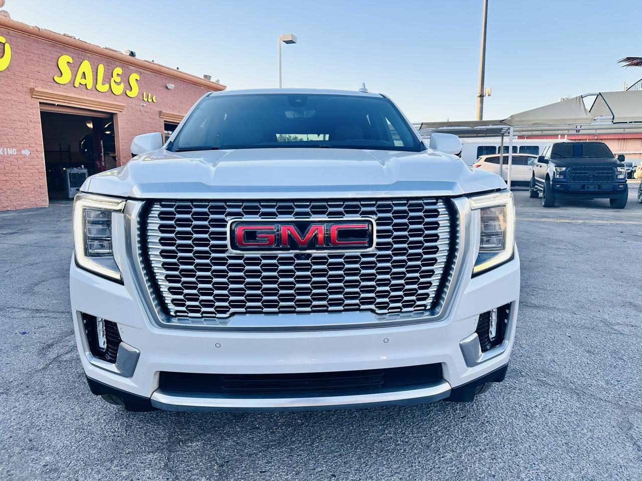 GMC Yukon 4WD 4dr Denali 2021