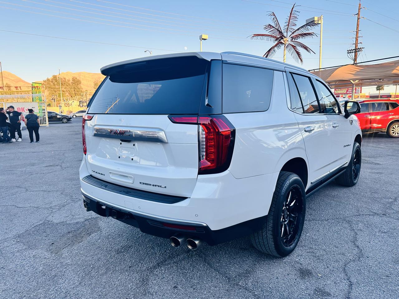 GMC Yukon 4WD 4dr Denali 2021