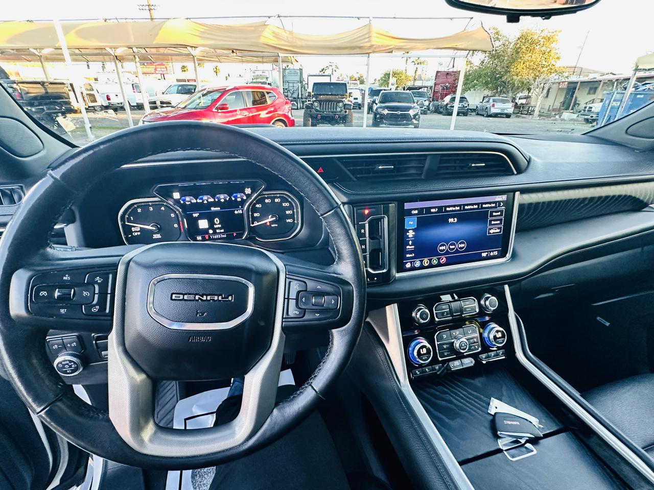 GMC Yukon 4WD 4dr Denali 2021