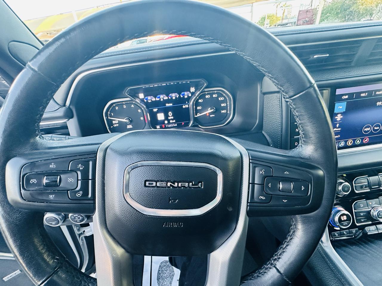 GMC Yukon 4WD 4dr Denali 2021