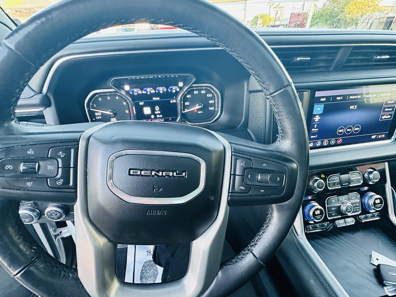 GMC Yukon 4WD 4dr Denali 2021