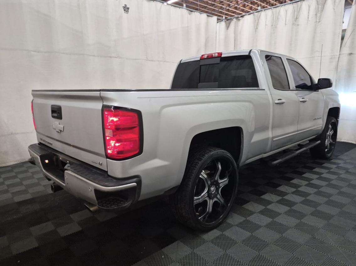 Chevrolet Silverado 1500 2WD Double Cab 143.5" LT w/1LT 2015