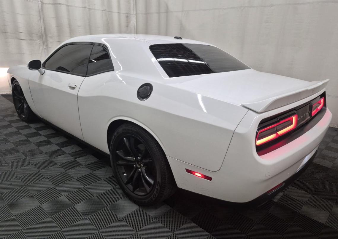 Dodge Challenger 2dr Cpe R/T 2015