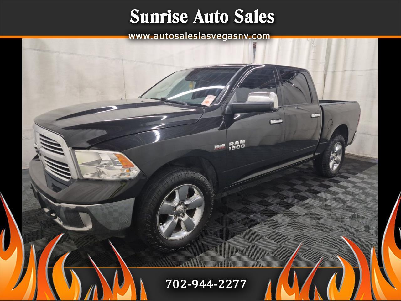 RAM 1500 4WD Crew Cab 140.5" Big Horn 2017