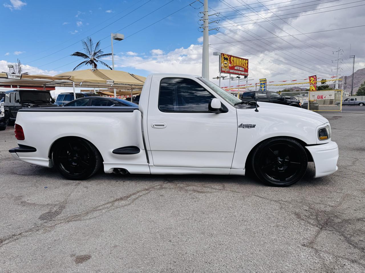 Ford F150 XLT Reg Cab 2WD 141 2000