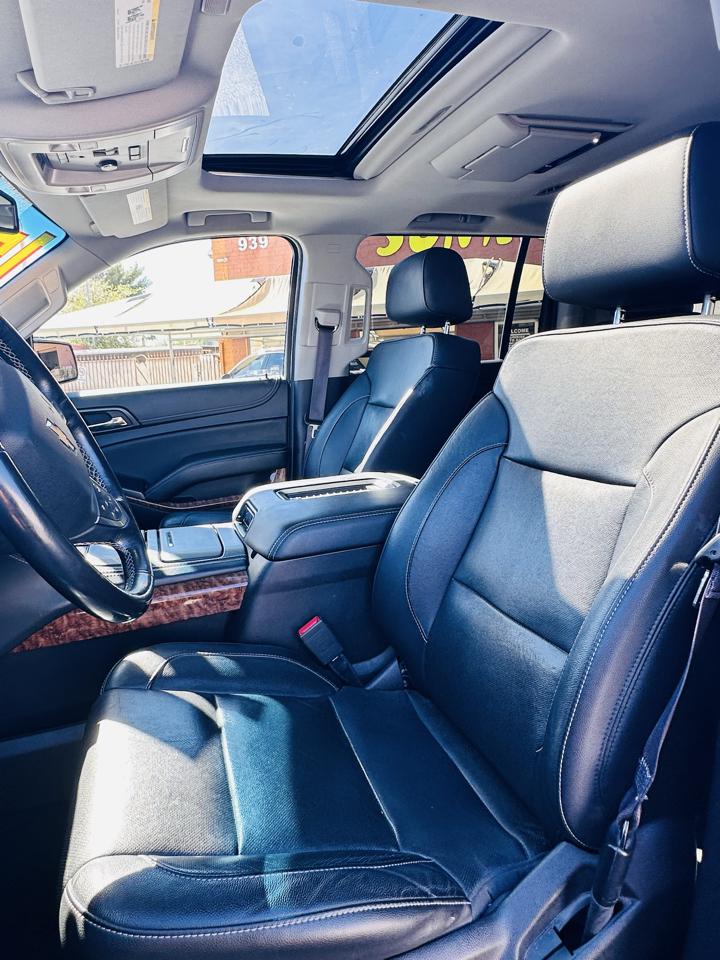 Chevrolet Suburban 4WD 4dr 1500 Premier 2017