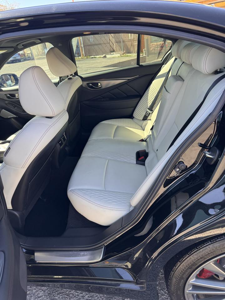 Infiniti Q50 Red Sport 400 AWD 2020