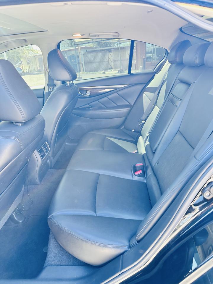 Infiniti Q50 3.0t LUXE RWD 2018