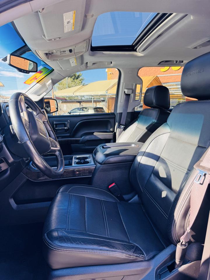 GMC Sierra 1500 4WD Crew Cab 143.5" Denali 2015
