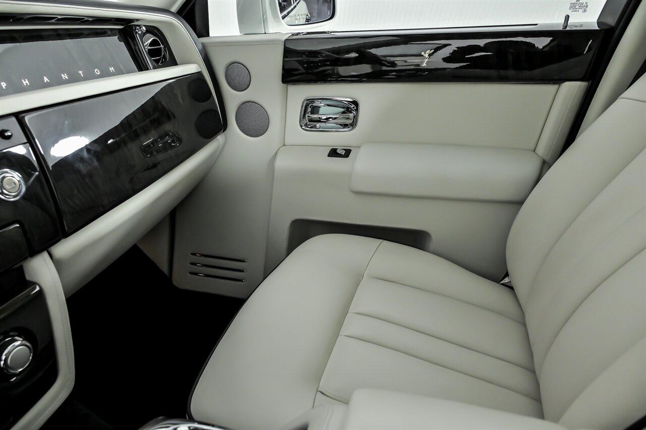 Rolls-Royce Phantom  2013