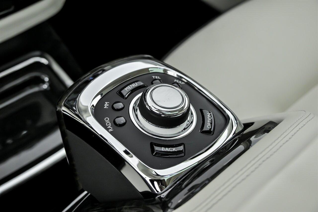 Rolls-Royce Phantom  2013