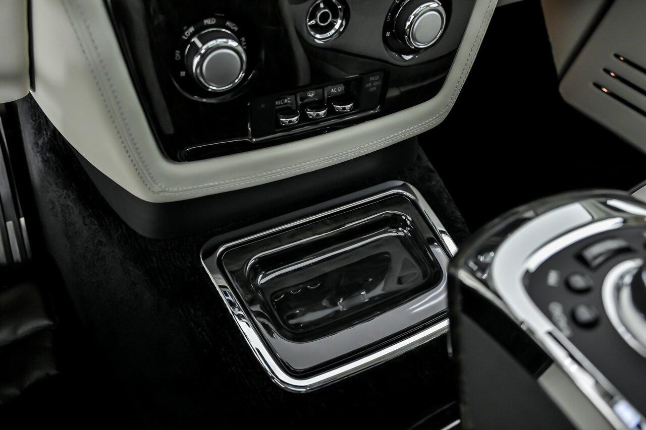 Rolls-Royce Phantom  2013