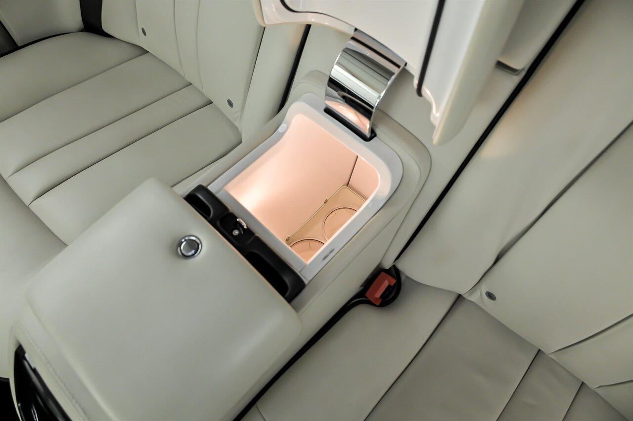 Rolls-Royce Phantom  2013