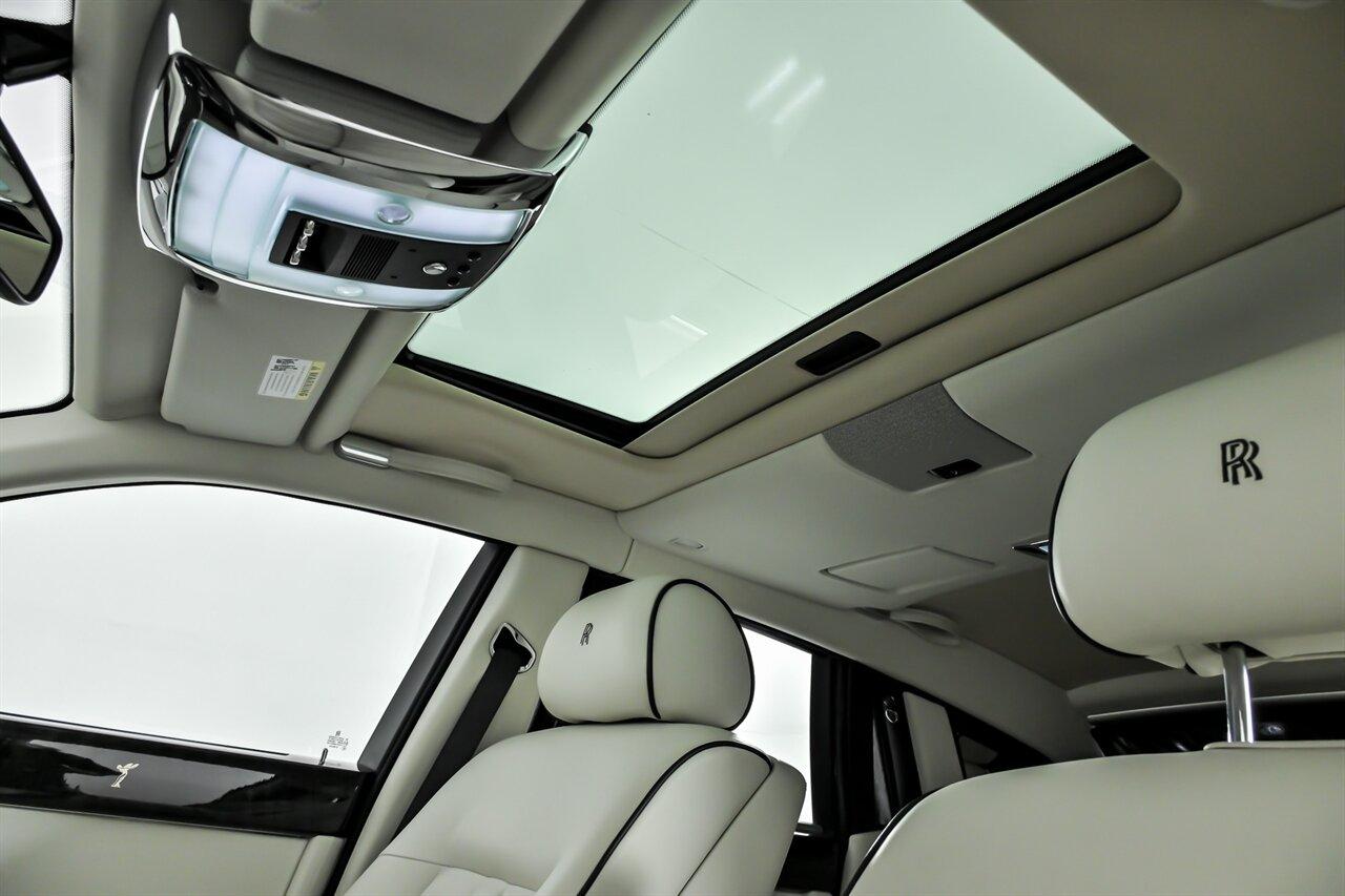 Rolls-Royce Phantom  2013