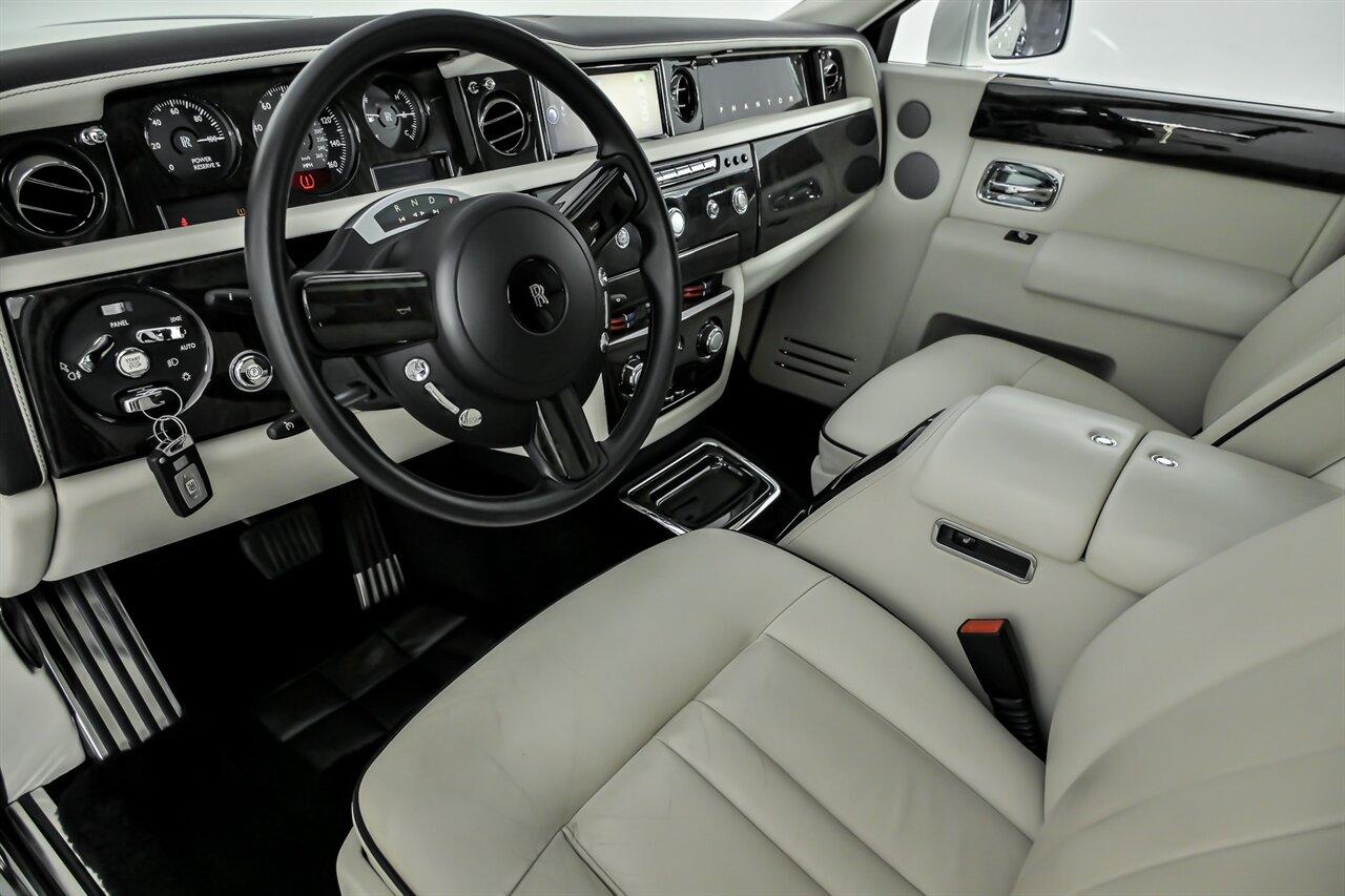 Rolls-Royce Phantom  2013