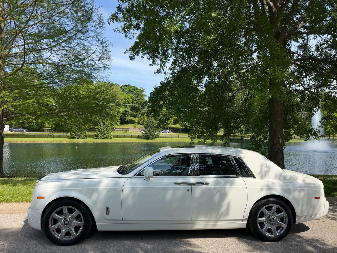 Rolls-Royce Phantom  2013