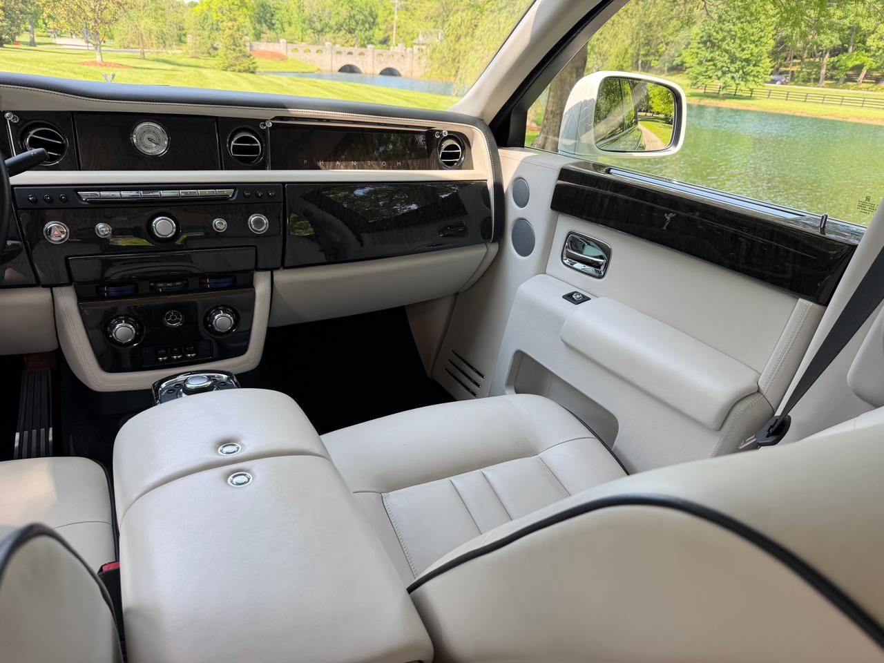 Rolls-Royce Phantom  2013