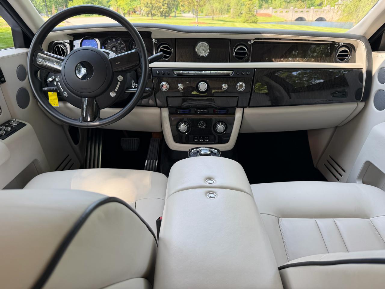 Rolls-Royce Phantom  2013