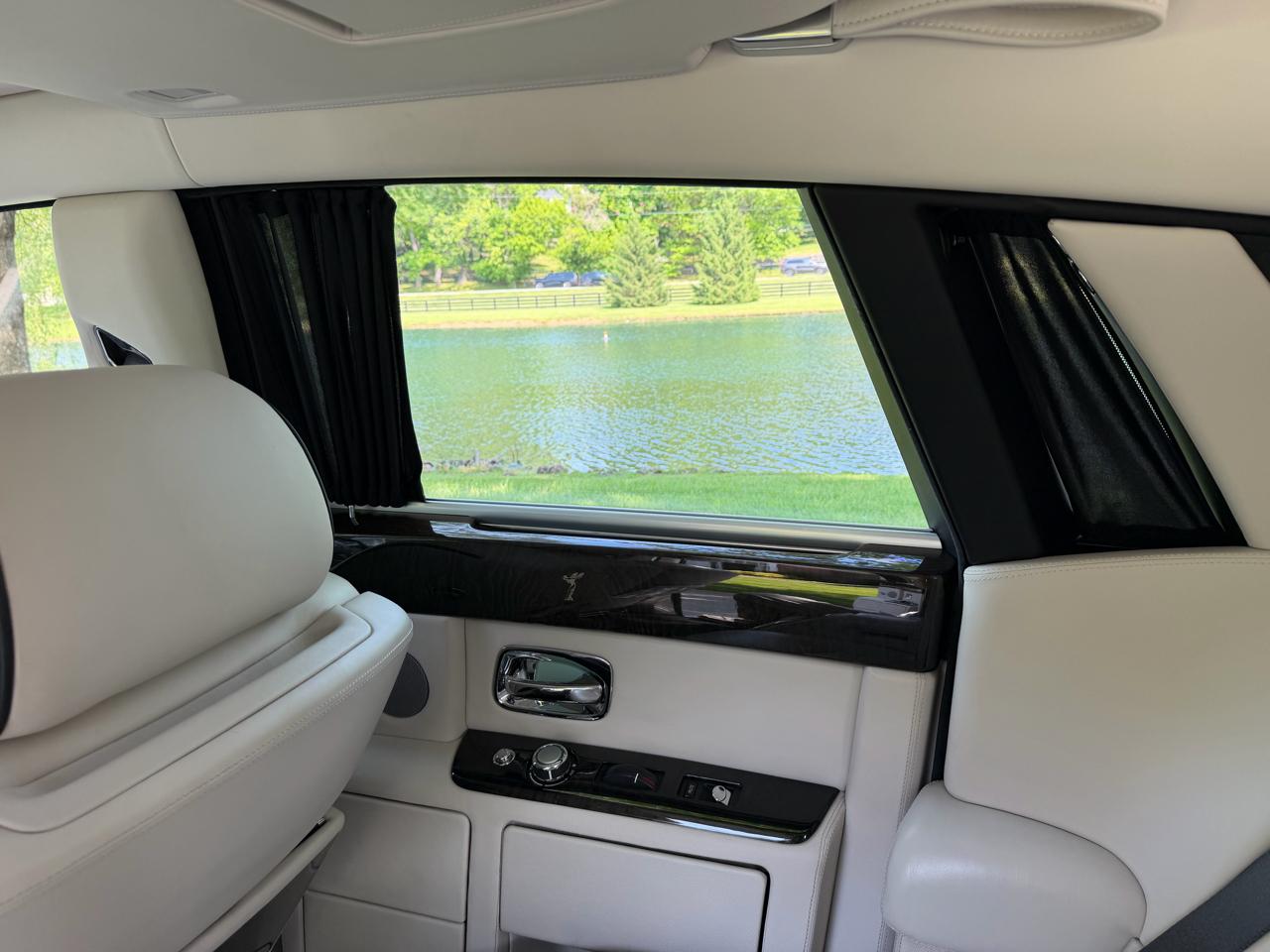 Rolls-Royce Phantom  2013
