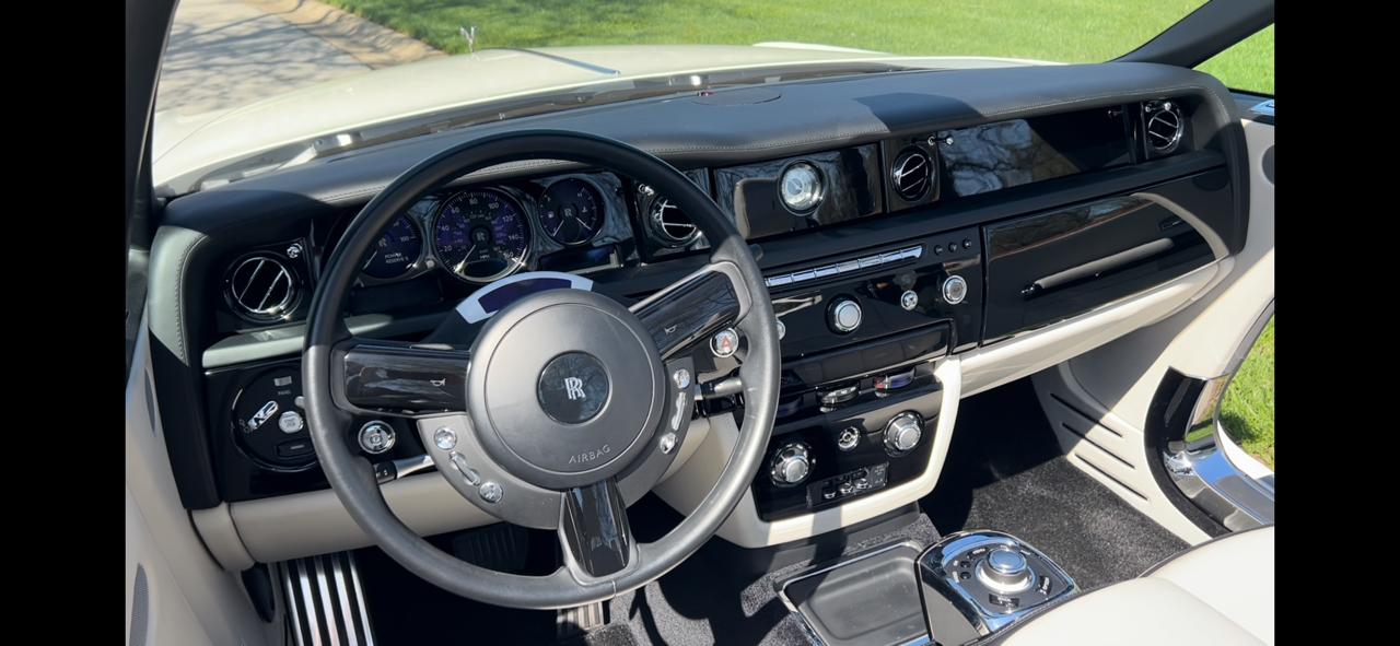 Rolls-Royce Phantom Drophead Base 2013