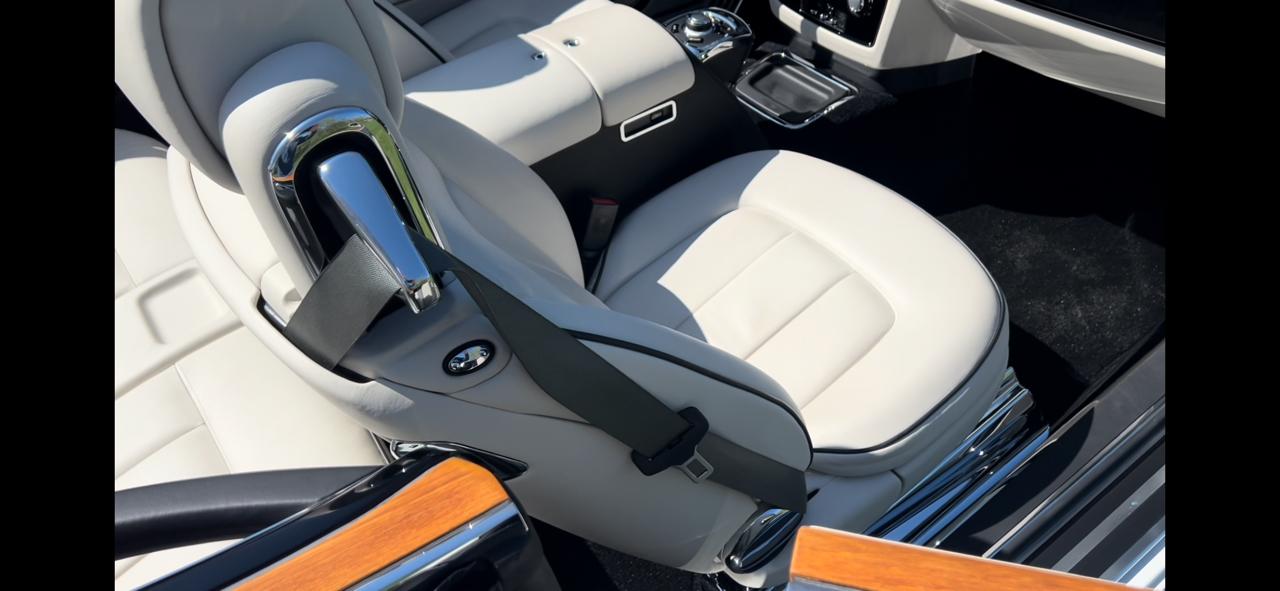 Rolls-Royce Phantom Drophead Base 2013