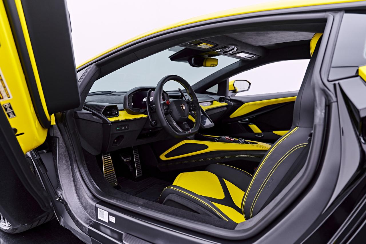 Lamborghini Revuelto Coupe 2026
