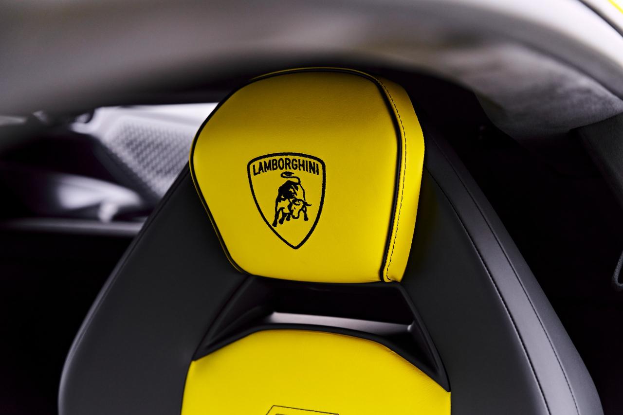 Lamborghini Revuelto Coupe 2026