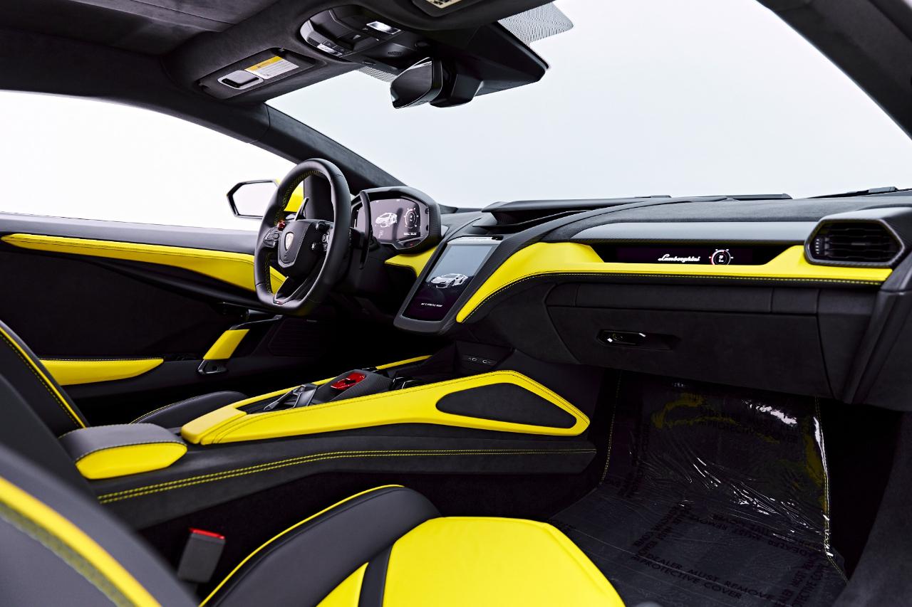 Lamborghini Revuelto Coupe 2026