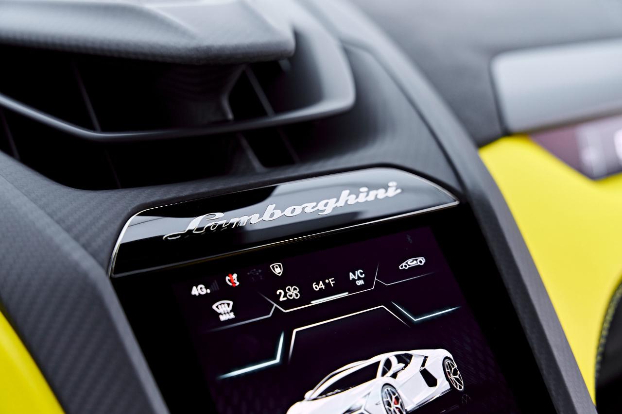 Lamborghini Revuelto Coupe 2026