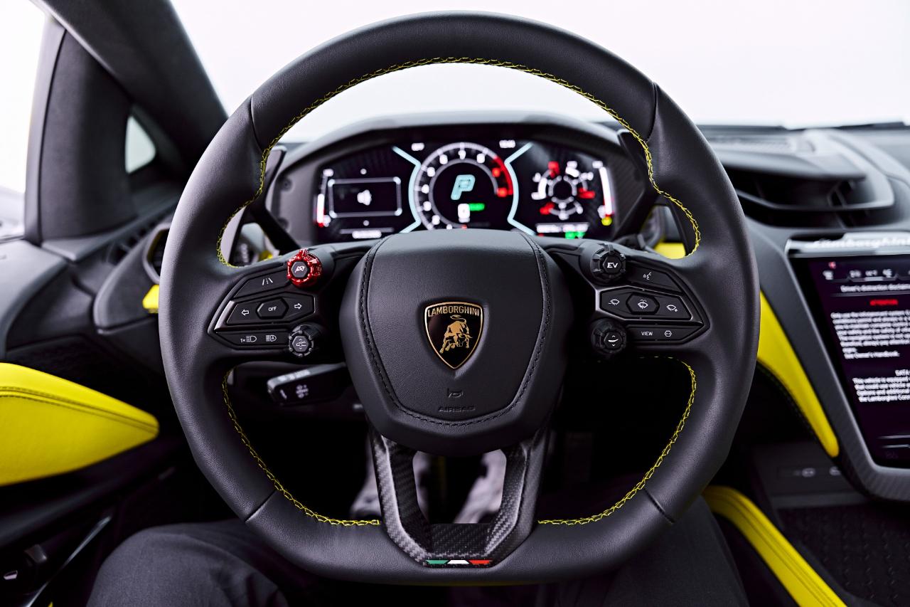 Lamborghini Revuelto Coupe 2026