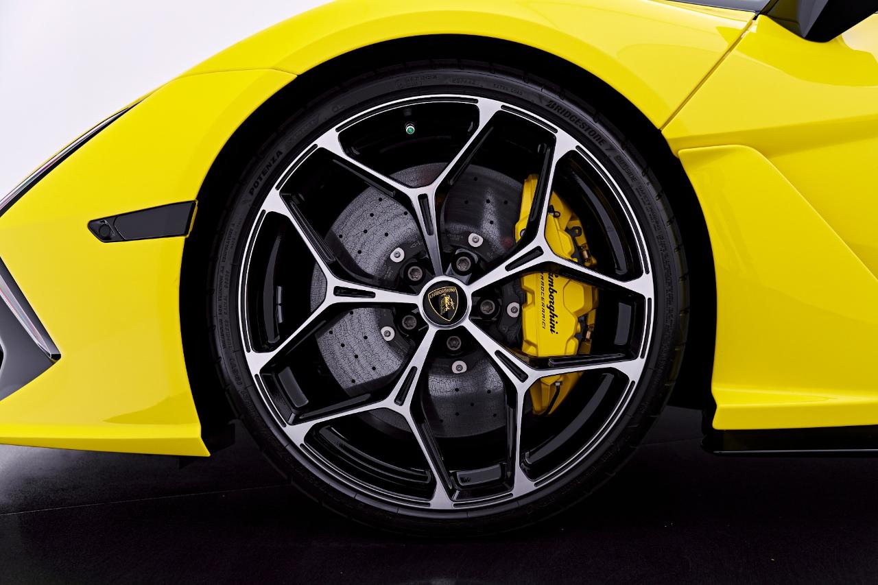 Lamborghini Revuelto Coupe 2026