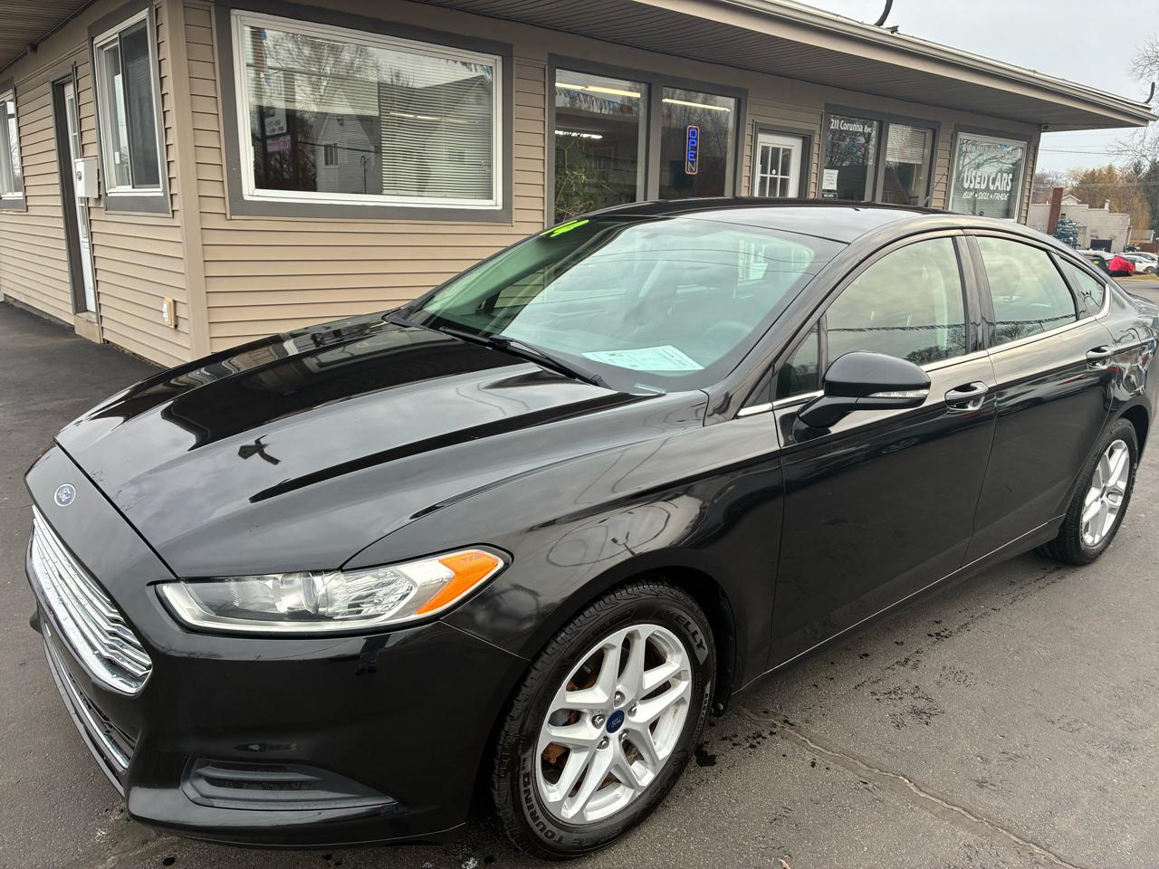 2014 Ford Fusion SE