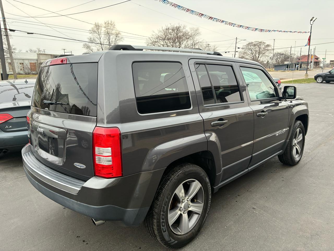 Jeep Patriot Latitude 4WD 2016