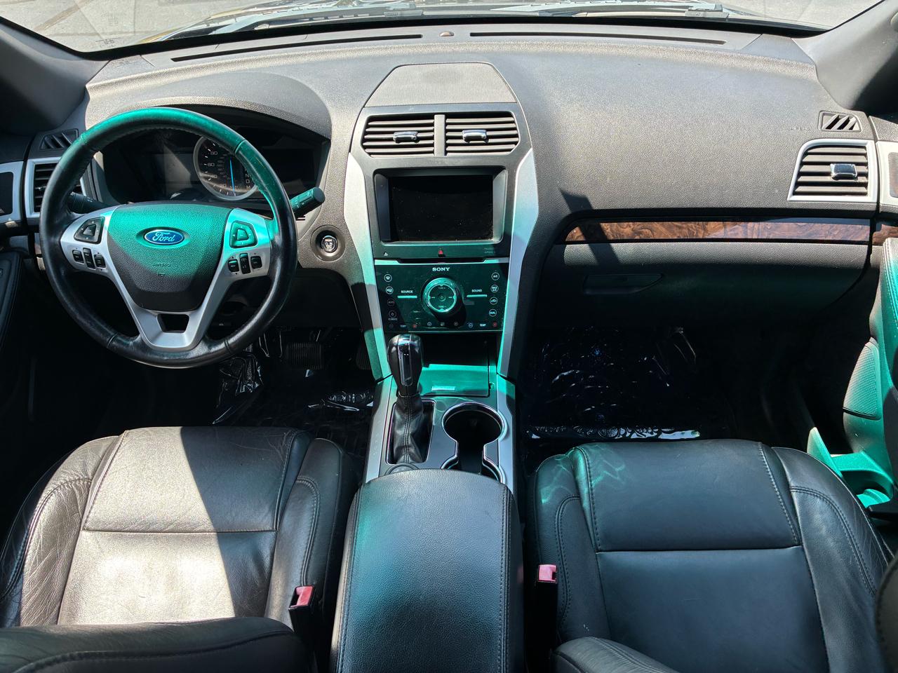 Ford Explorer Limited 4WD 2015