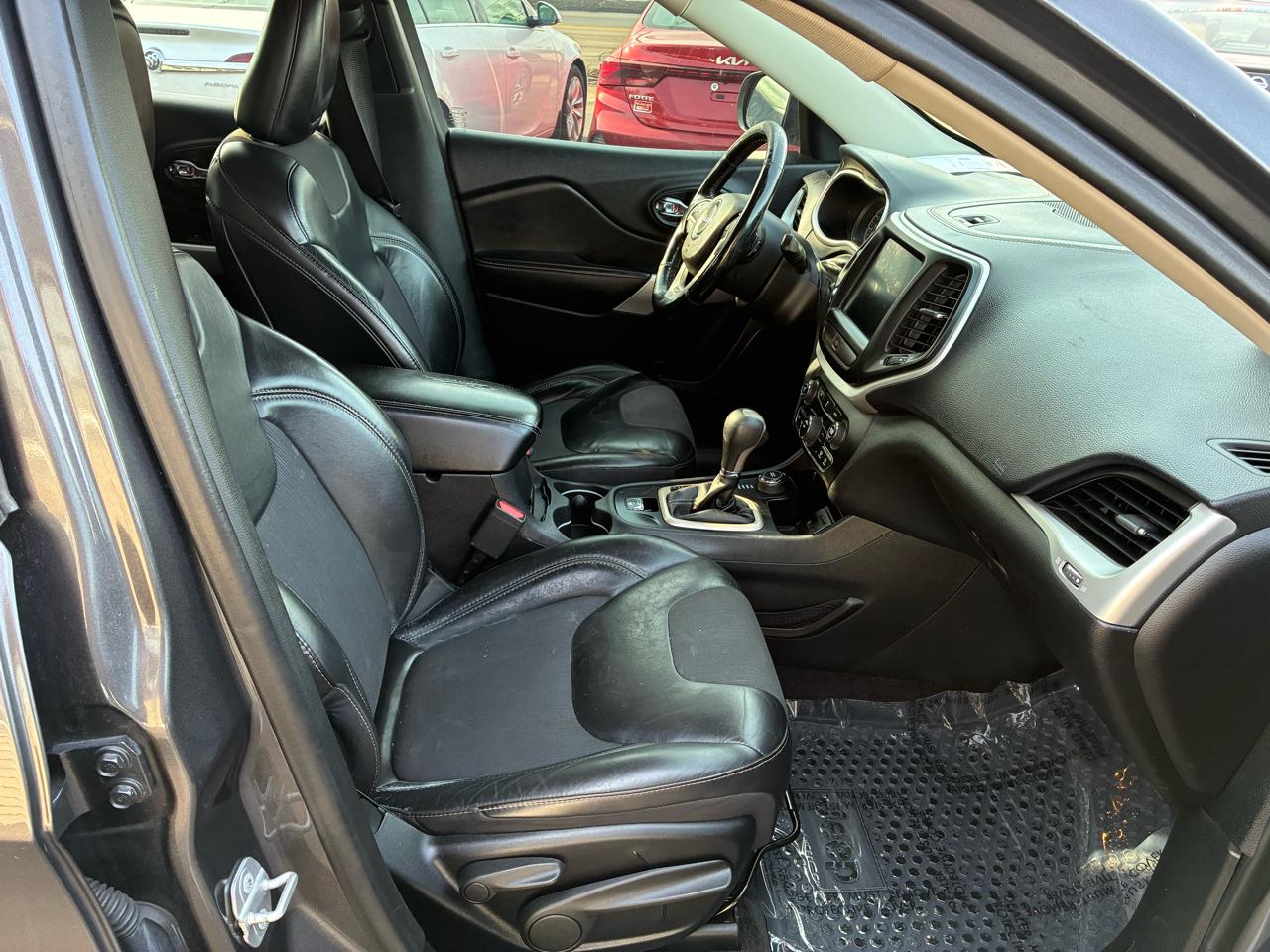 Jeep Cherokee Latitude Plus 4WD 2018