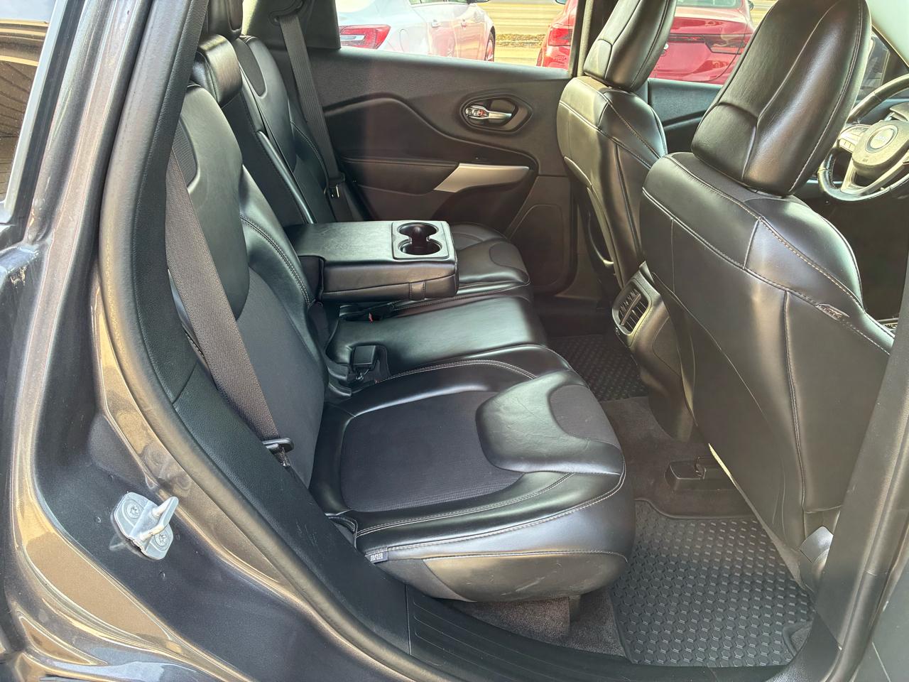 Jeep Cherokee Latitude Plus 4WD 2018