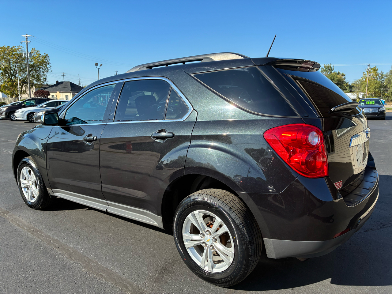 2013 Chevrolet Equinox photo 2