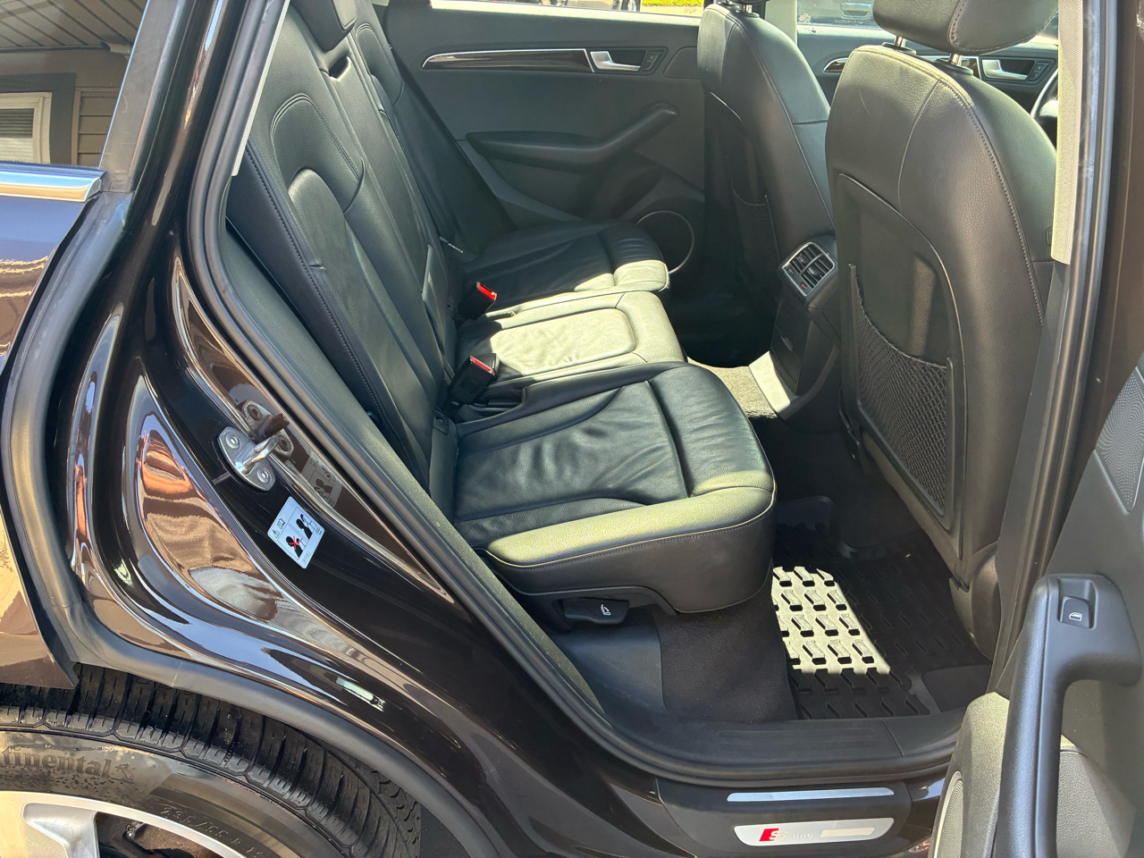 2011 Audi Q5 3.2 Premium photo 11