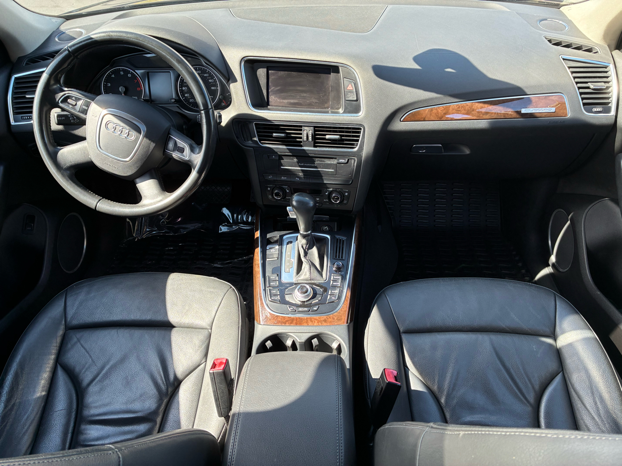2011 Audi Q5 3.2 Premium photo 13