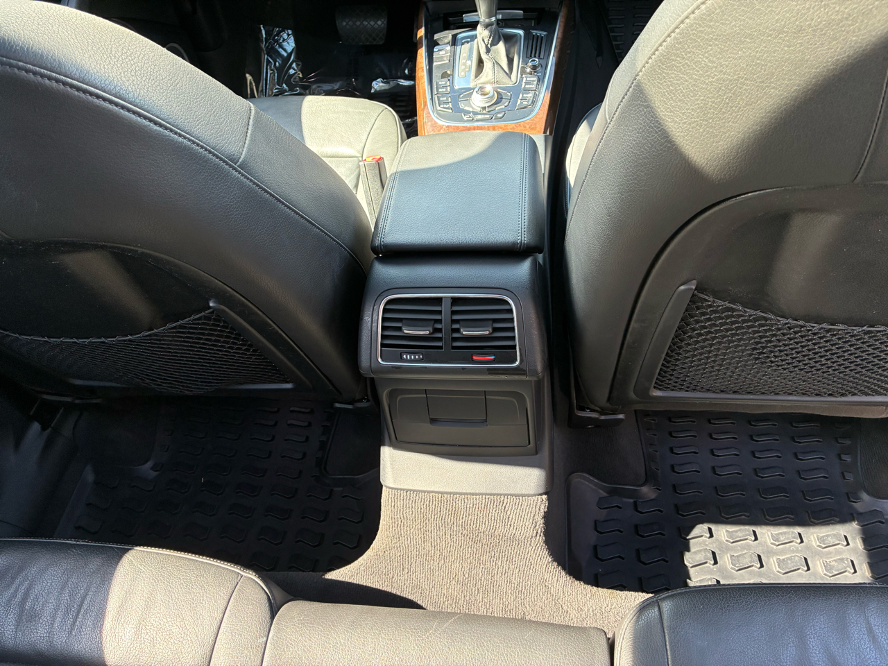 2011 Audi Q5 3.2 Premium photo 14
