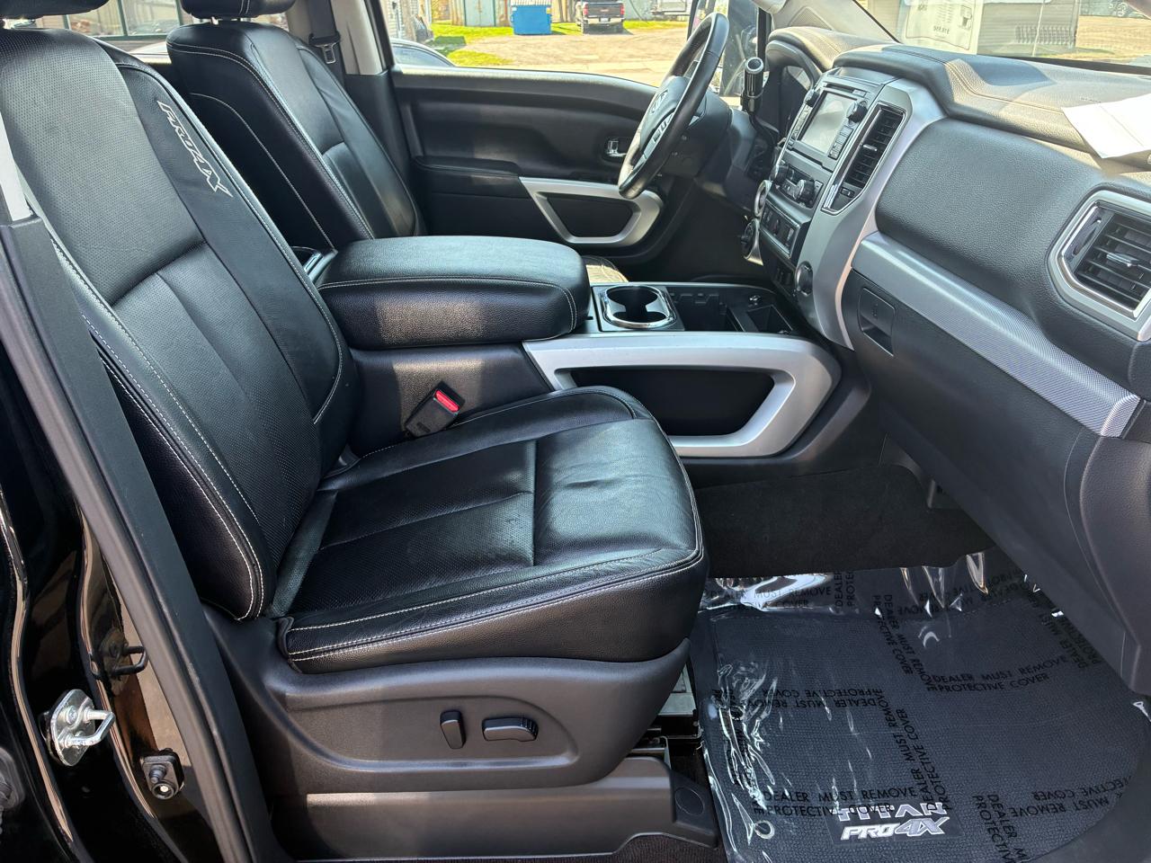 Nissan Titan XD PRO-4X 4WD 2016