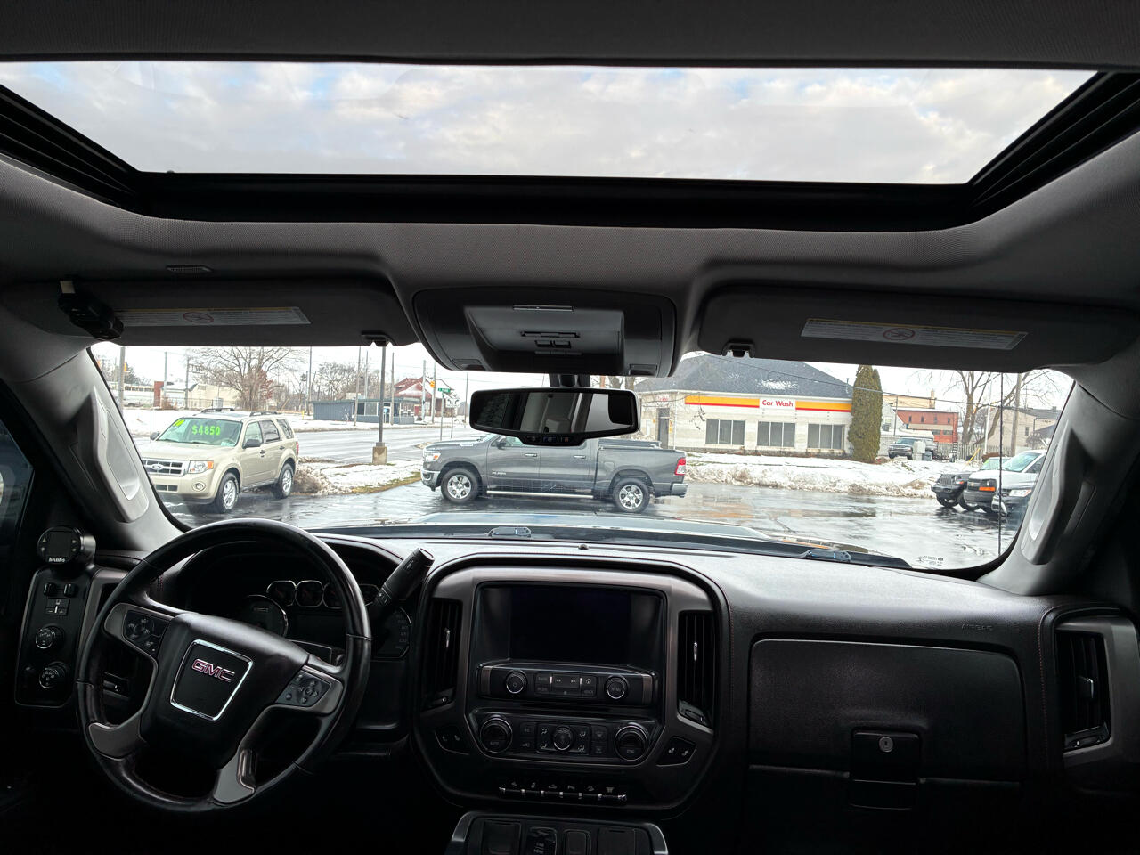 GMC Sierra 2500HD SLT Crew Cab Short Bed 4WD 2017