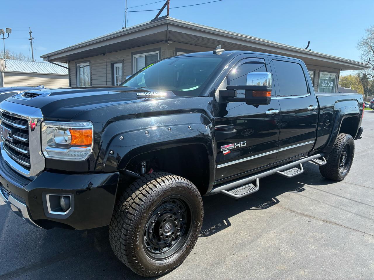 2017 GMC Sierra 2500HD SLT Crew Cab Short Bed 4WD