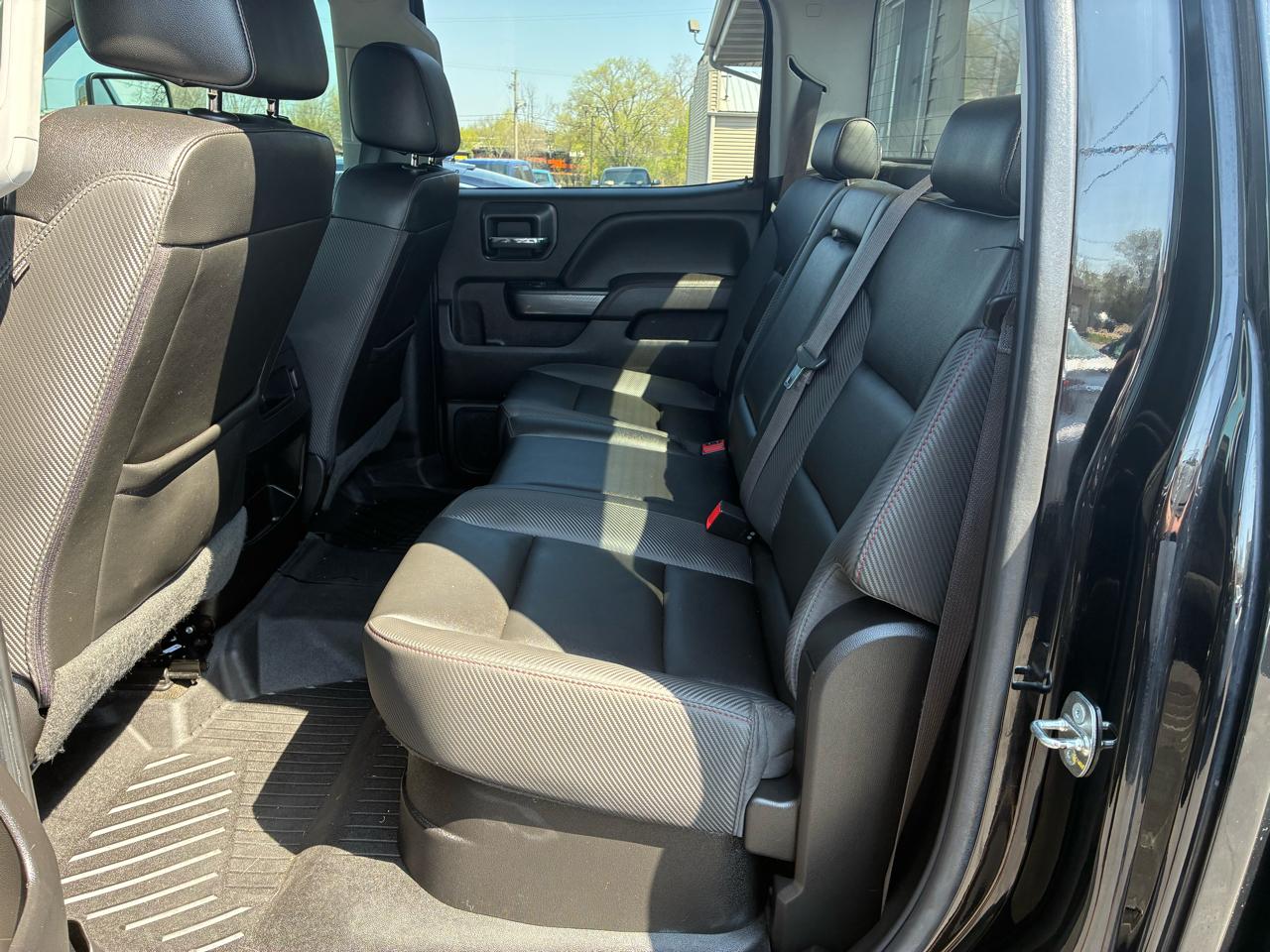 GMC Sierra 2500HD SLT Crew Cab Short Bed 4WD 2017