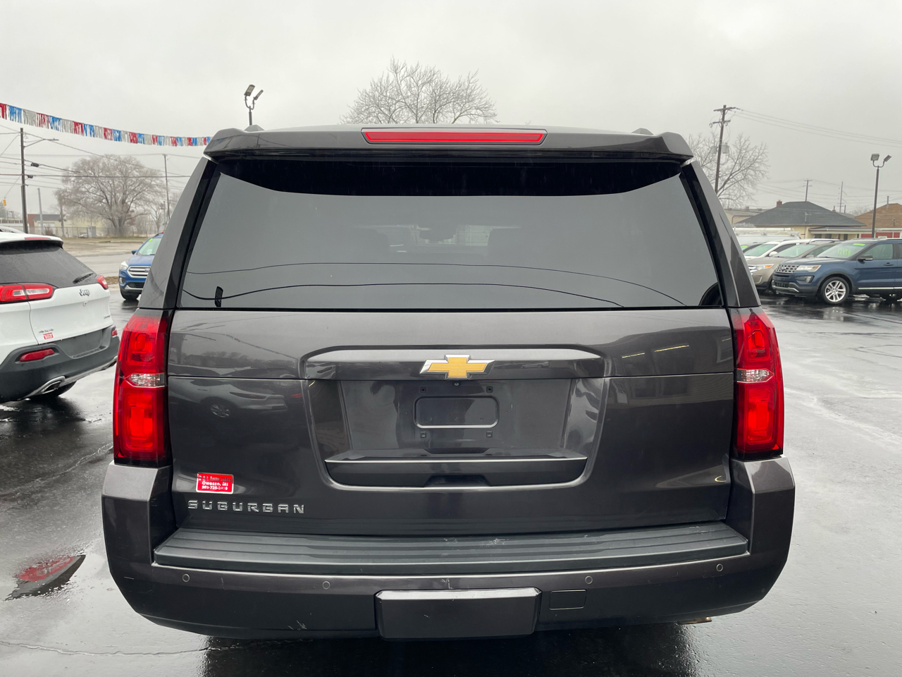 Chevrolet Suburban LT 4WD 2016