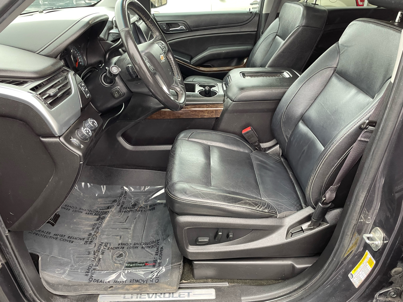 Chevrolet Suburban LT 4WD 2016