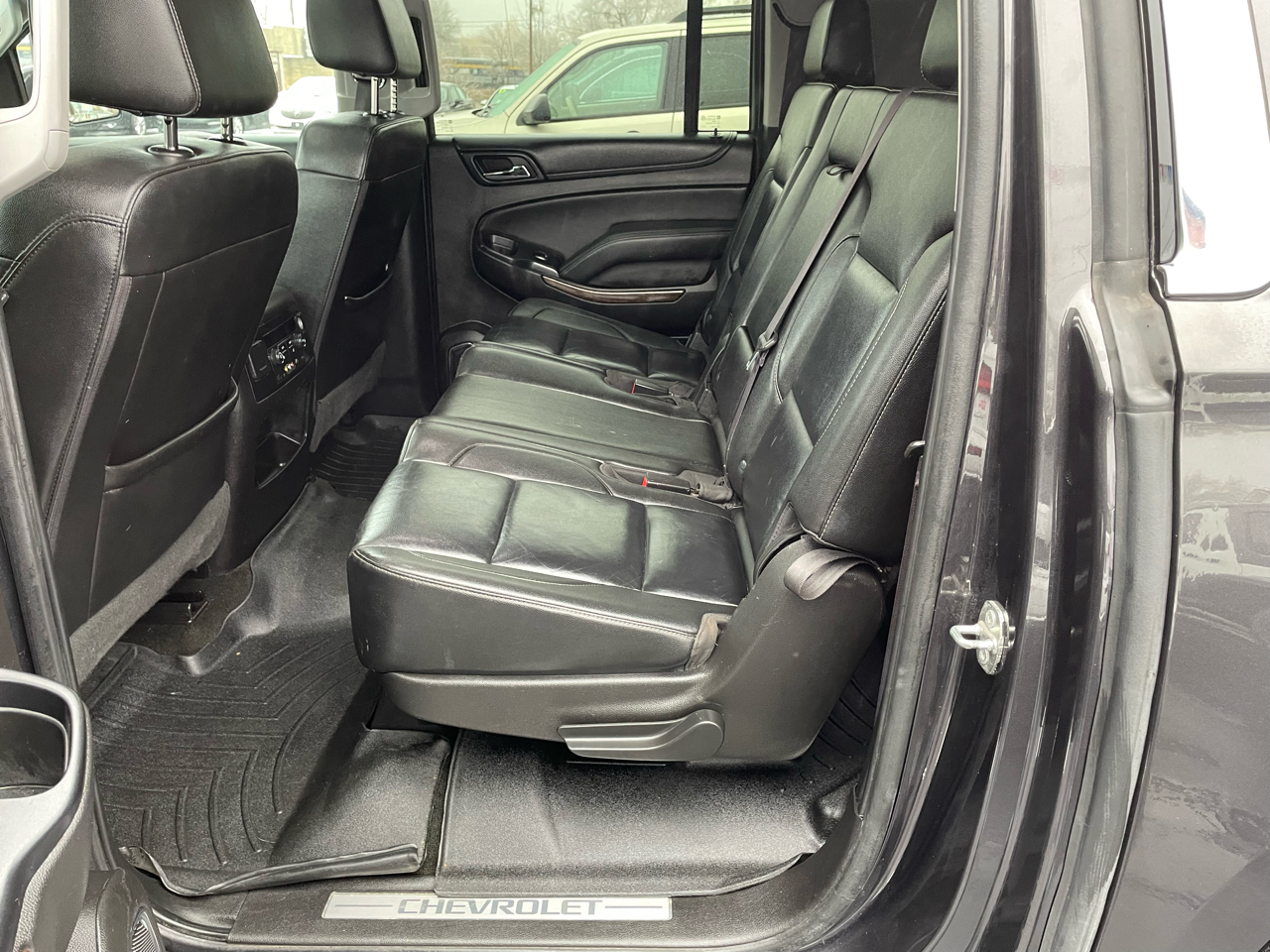 Chevrolet Suburban LT 4WD 2016