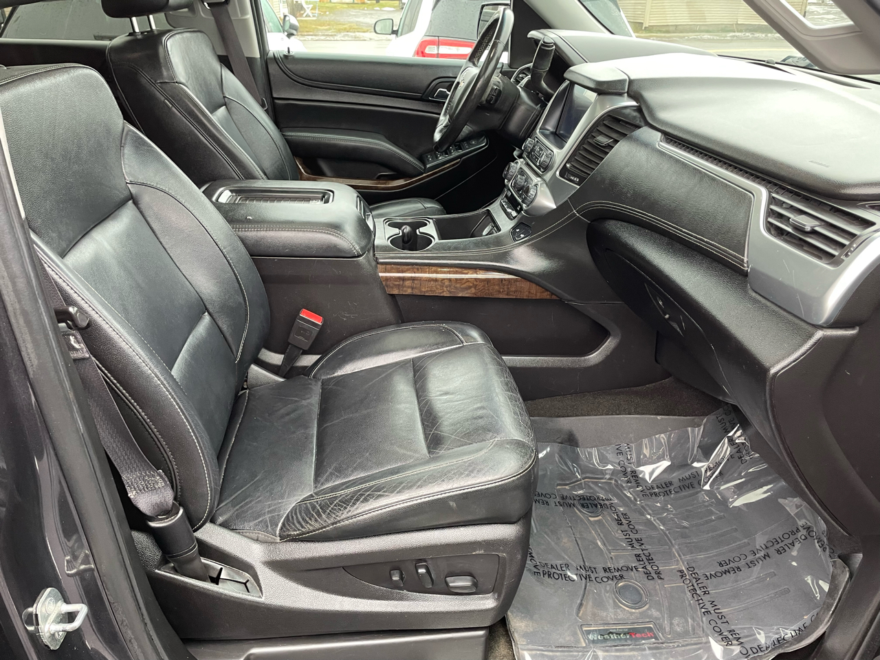 Chevrolet Suburban LT 4WD 2016